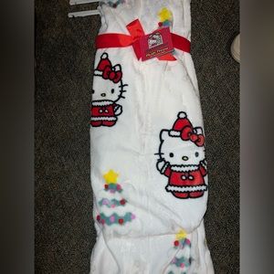 Hello kitty Christmas blanket